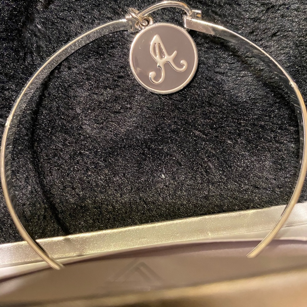 Bracelet - Picture 3 of 3